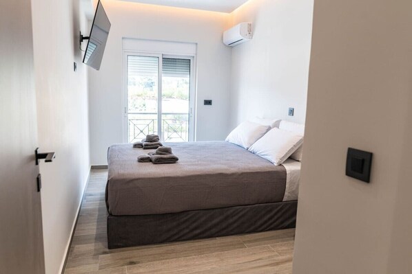 1 chambre, fer et planche à repasser, Wi-Fi gratuit, draps fournis