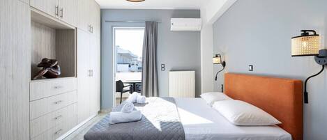 2 chambres, fer et planche à repasser, Wi-Fi gratuit, draps fournis