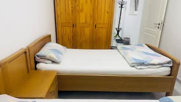 3 Schlafzimmer, Bügeleisen/Bügelbrett, Reisekinderbett, kostenloses WLAN