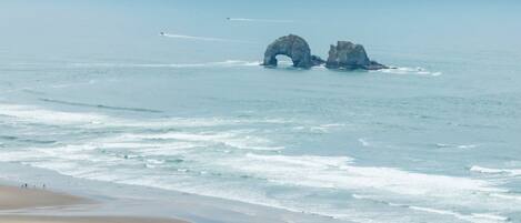 Una playa cerca, toallas de playa