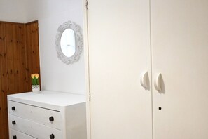 Interior - SE135 - Senigallia, two-room apartment convenient to the center and the beach (Senigallia)