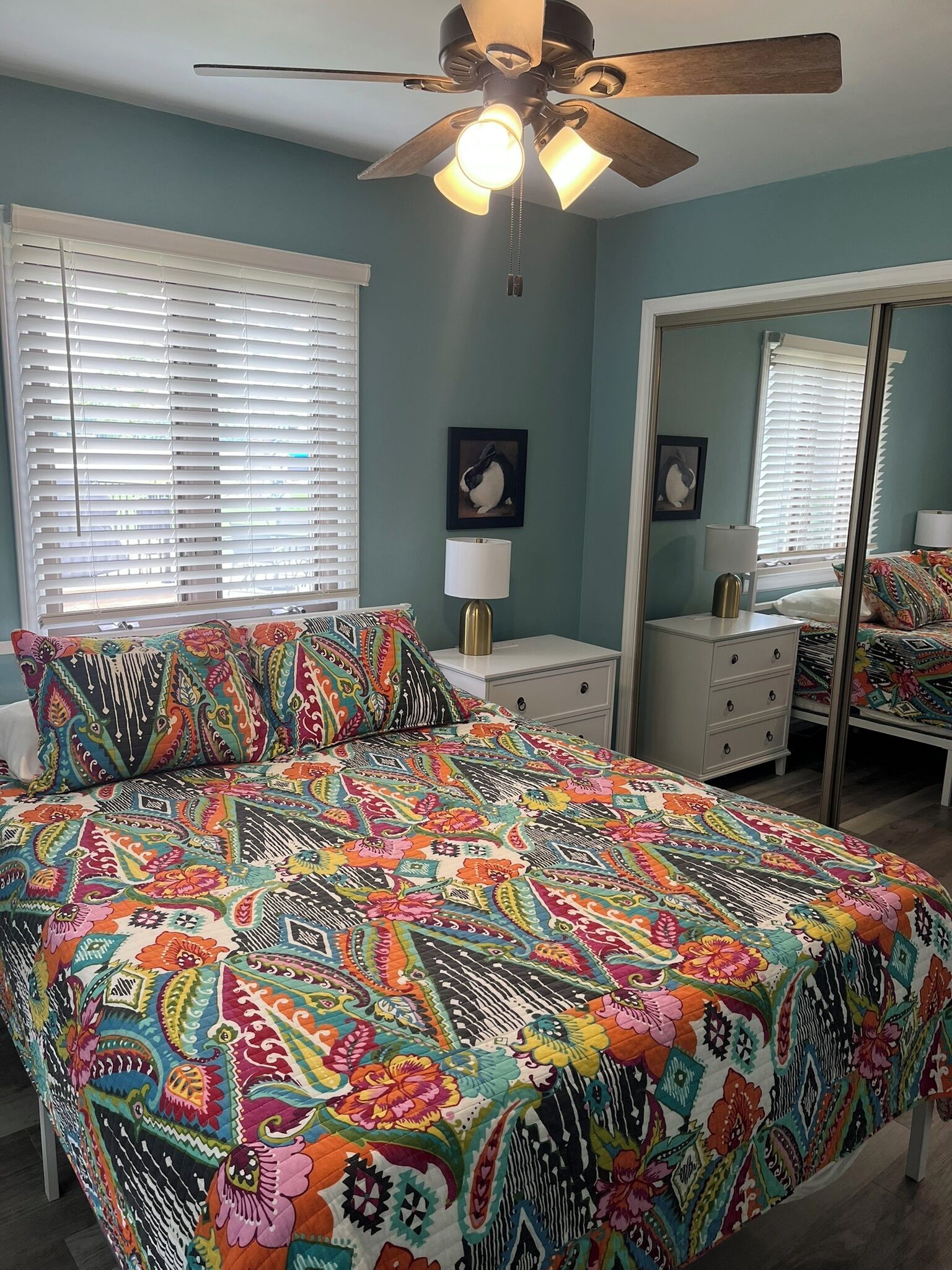 3 bedrooms, iron/ironing board, travel cot, free WiFi