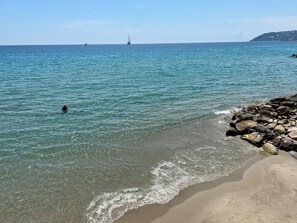 Tæt på stranden