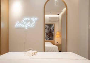 1 chambre, fer et planche à repasser, accès Internet, draps fournis