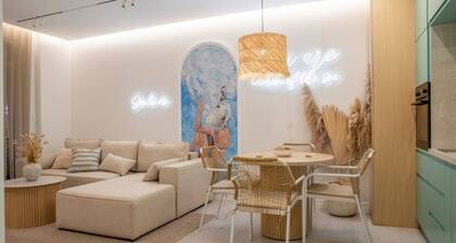 Sea la vie - Beachside Apartment