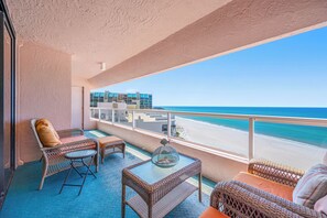 Property grounds - CBC 1-11B - 2 Bedroom Gulf Front Condo with pool & Hot tub! (Clearwater)