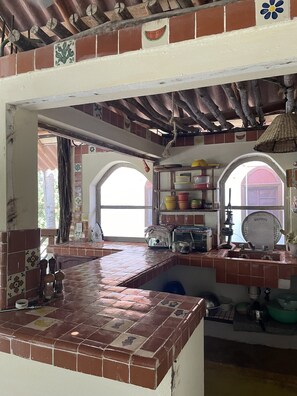 Fridge, stovetop, coffee/tea maker, blender - Charming Mexican Villa with 4 Bungalows WiFi and AC in lovely Barra De Potosi (Gro.)
