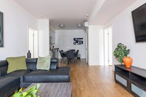 Televisio, työhuone