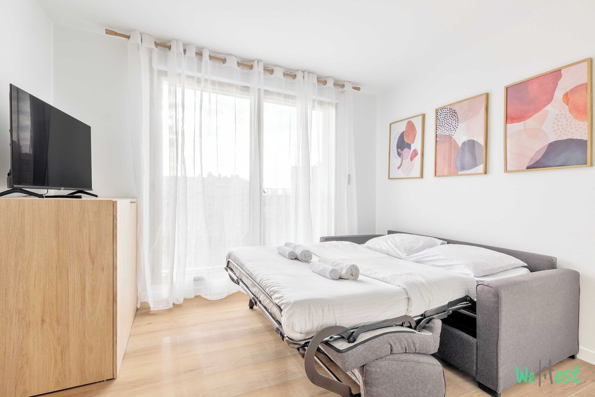 2 bedrooms, desk, iron/ironing board, free WiFi