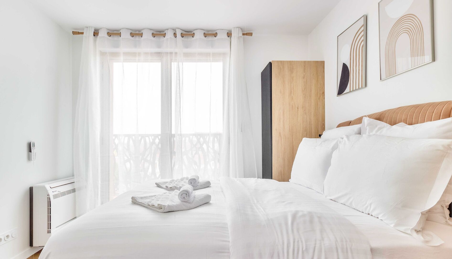 2 bedrooms, desk, iron/ironing board, free WiFi