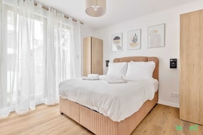 2 chambres, fer et planche à repasser, accès Internet, draps fournis
