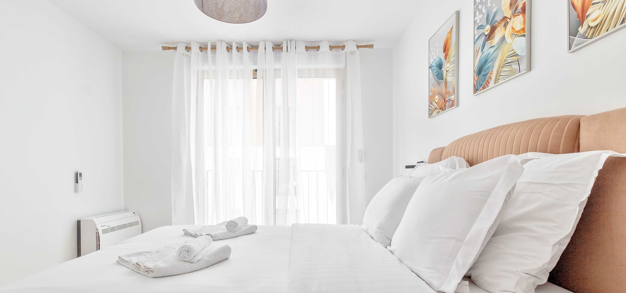 2 bedrooms, desk, iron/ironing board, free WiFi