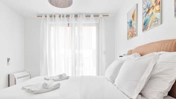 2 bedrooms, desk, iron/ironing board, free WiFi