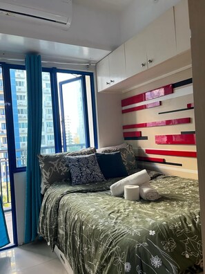 1 bedroom, iron/ironing board, WiFi, bed sheets