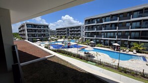 Outdoor pool - Makia Beach Exp 08A by La Playa (Ipojuca)