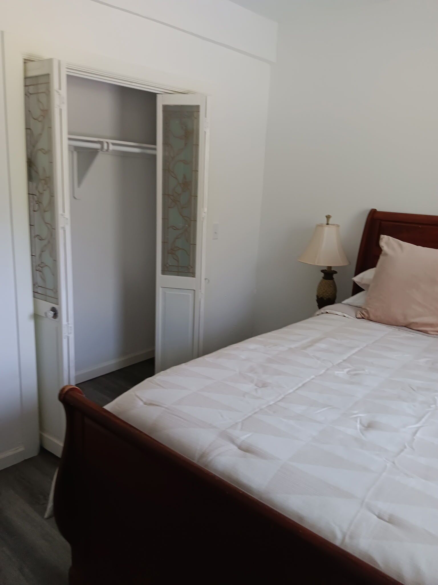 3 bedrooms, desk, iron/ironing board, WiFi