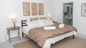 4 habitaciones, tabla de planchar con plancha y wifi gratis 