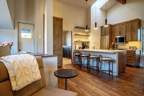 Interior - Stonehenge Condo - Nr Ski Lifts & Downtown! (Ketchum)