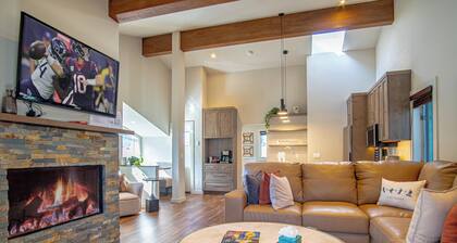 Stonehenge Condo - Nr Ski Lifts & Downtown!