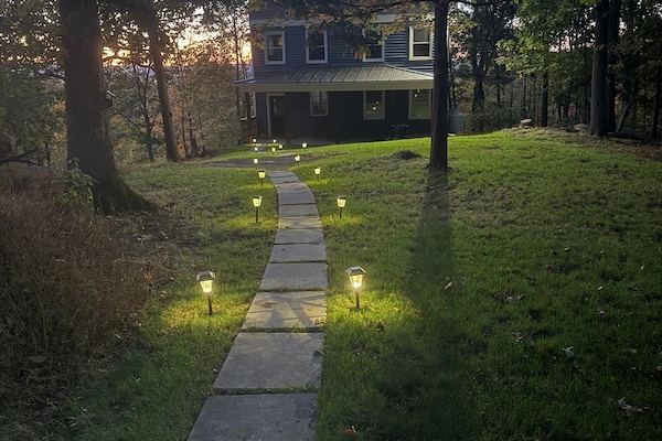 Path from Parking to front of home