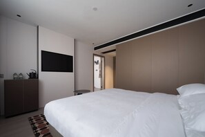 Comfort Suite | Desk, free WiFi - Charles hotel (Shanghai)
