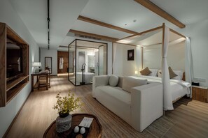 Premier Double Room, Balcony, Courtyard View | Free WiFi - Leli Villa Designer - Vacation Homestay (Qiandongnan)