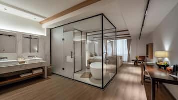 Premier Double Room, Balcony, Courtyard View | Free WiFi