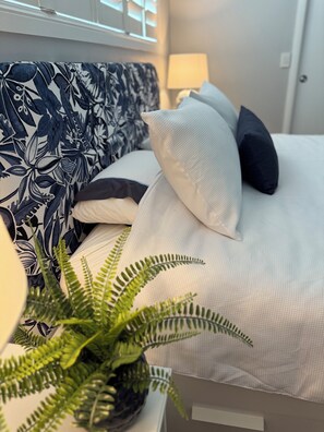 3 bedrooms, desk, iron/ironing board, WiFi