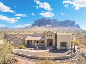 Exterior - Goldfield360 - Stunning Views Hiking Jacuzzi Bliss (Apache Junction)