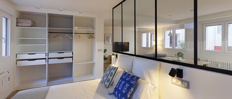 Silitysrauta/-lauta, ilmainen Wi-Fi, vuodevaatteet