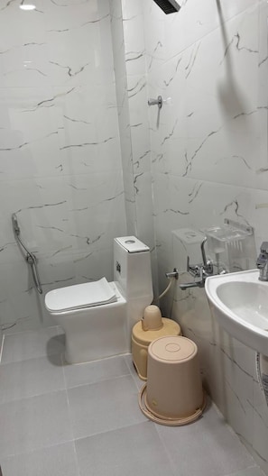 Comfort Room, City View | Bathroom