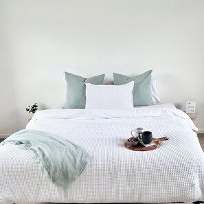 3 soverom, strykejern/-brett, wi-fi og sengetøy