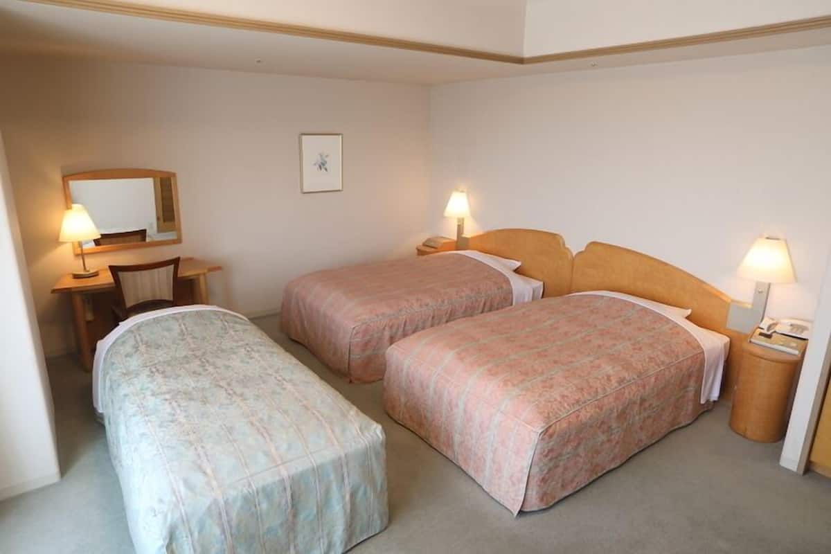 書桌、手提電腦工作空間、熨斗/熨衫板、免費 Wi-Fi