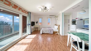 Basic Room, 1 Bedroom (Lemerre (Spa/Ocean view)) | 1 bedroom, free WiFi