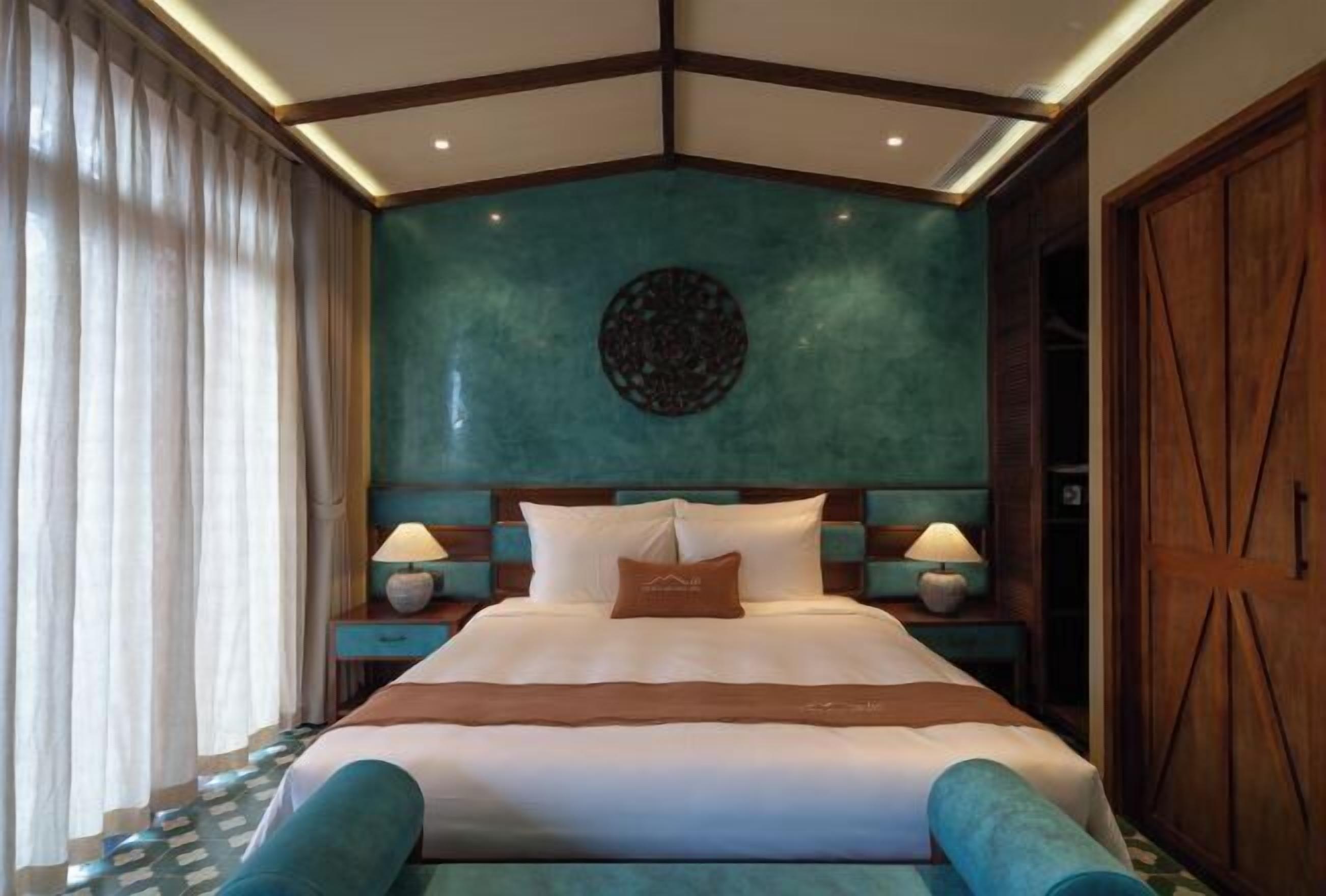 Ropa de cama de alta calidad y artículos del minibar gratis 