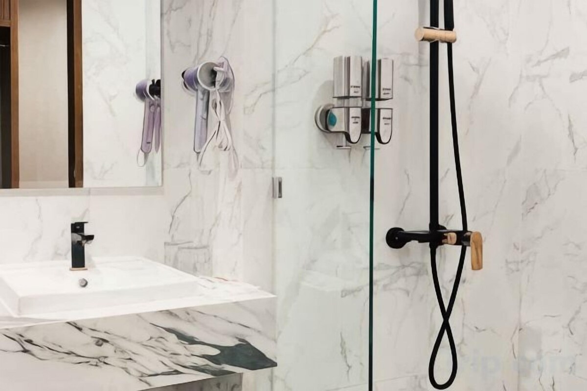Bathroom | Shower, slippers