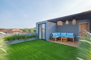 Villa, 2 Schlafzimmer, Poolblick | Balkon