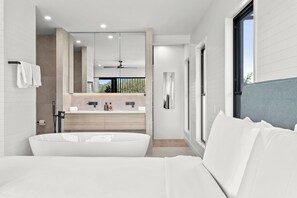 4 sovrum, strykjärn/strykbräda, wi-fi och sängkläder