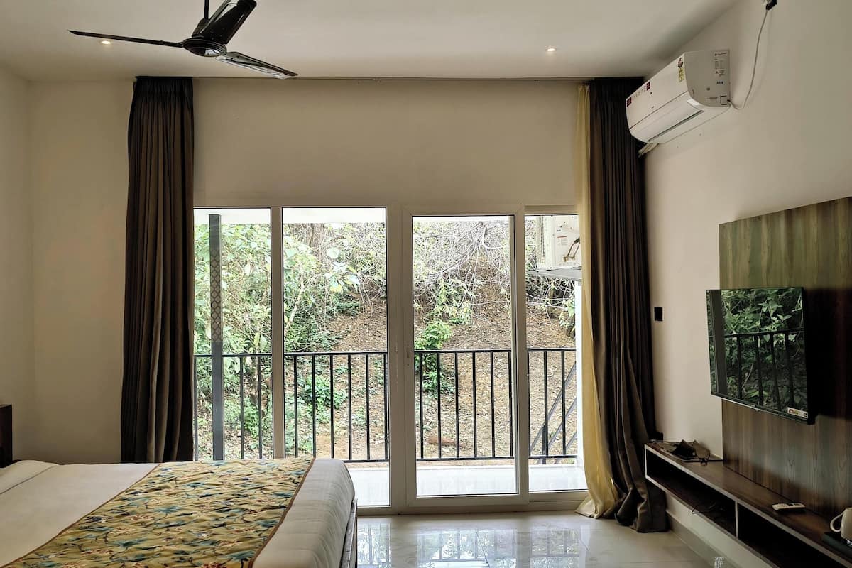 Habitación doble Deluxe | Ropa de cama de alta calidad, edredón, camas con pillow-top y cunas