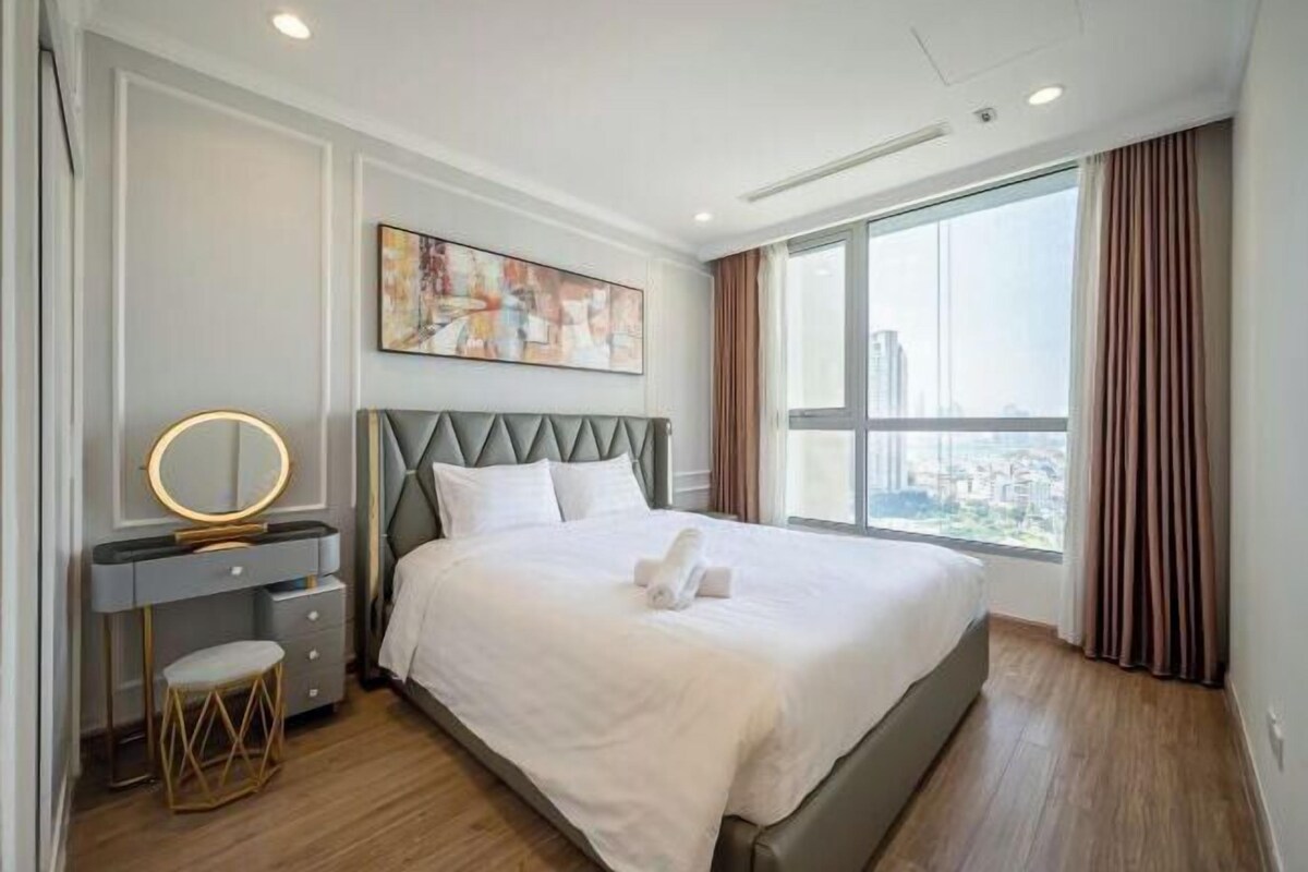 Ropa de cama de alta calidad, minibar y escritorio 