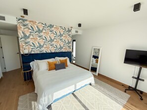 4 slaapkamers, een bureau, reisbedje, gratis wifi