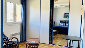 4 chambres, fer et planche Ă repasser, Wi-Fi, draps fournis