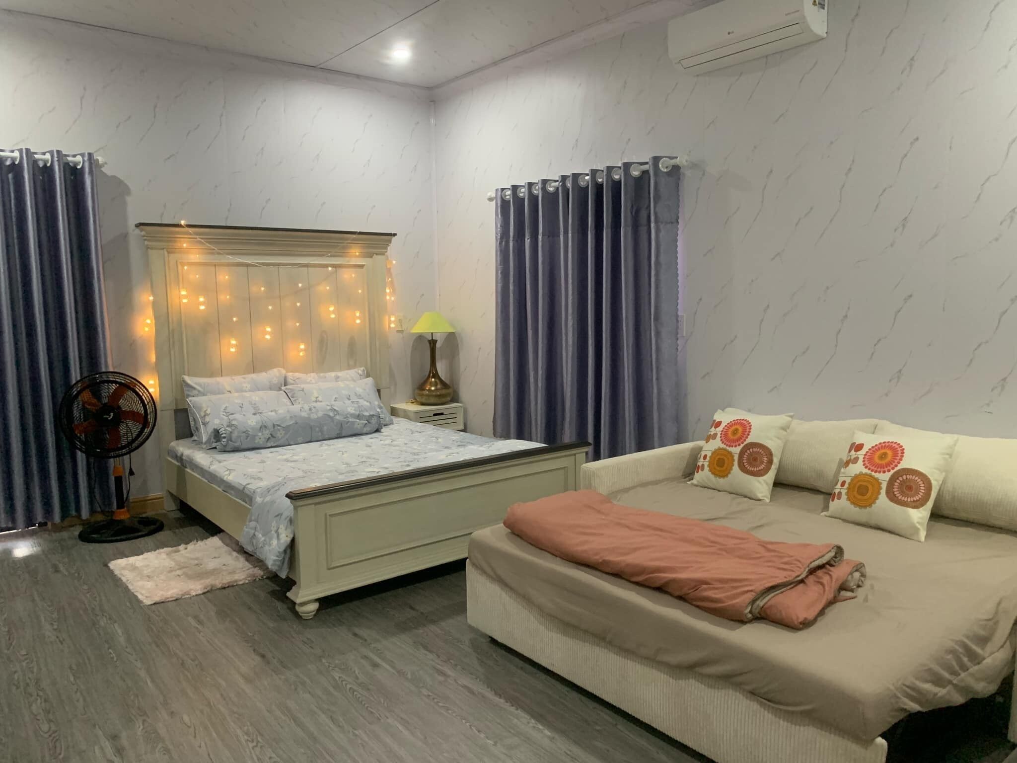 3 habitaciones, tabla de planchar con plancha y wifi 