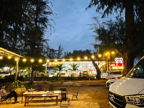 Charming 3-bedroom house with beachside and free WiFi, AC in lovely La Gi