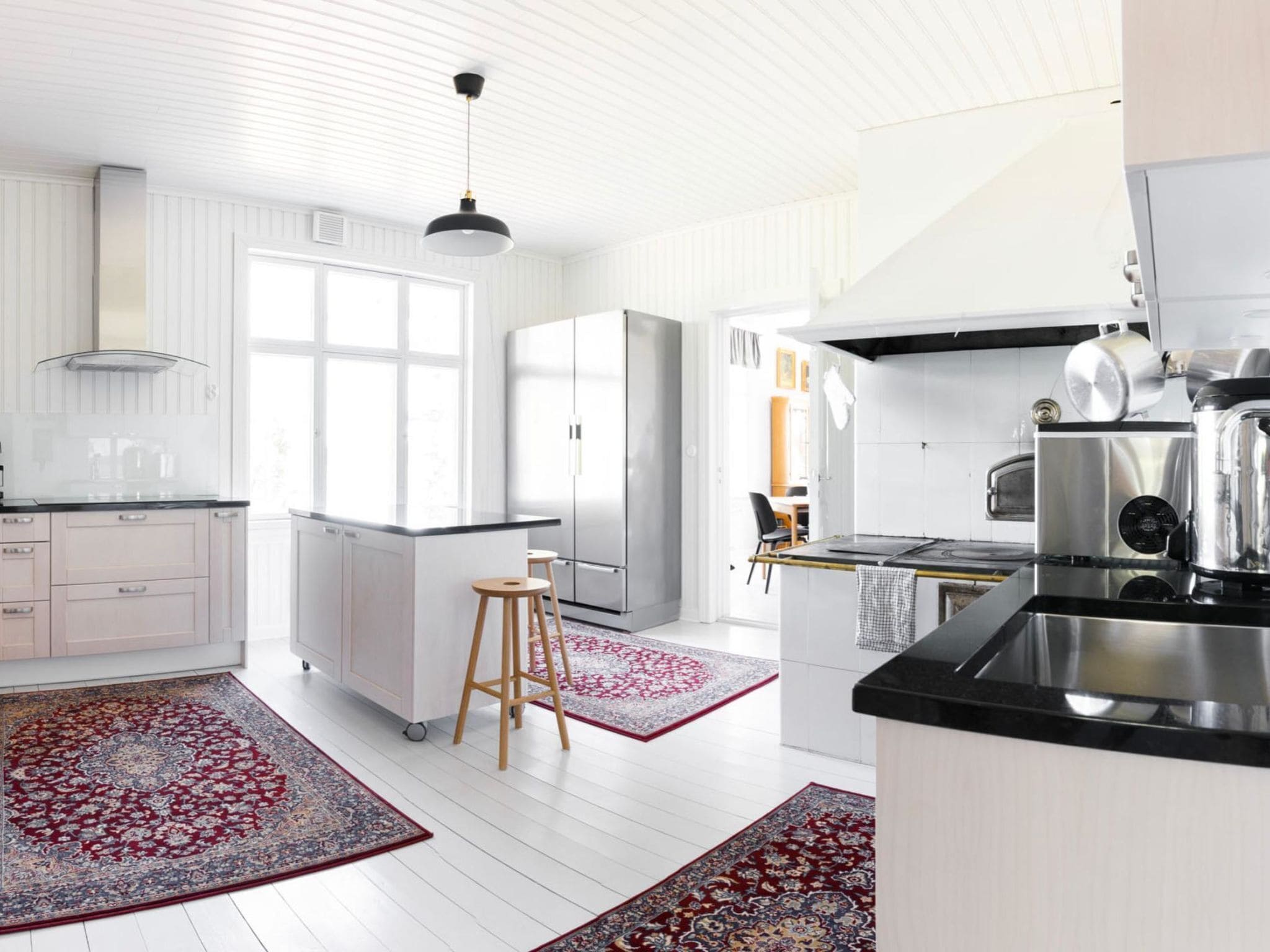 Réfrigérateur, micro-ondes, lave-vaisselle