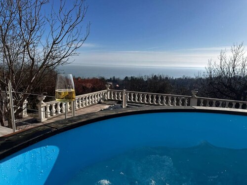 Villa in a picturesque setting with a panoramic view of the lake Balaton