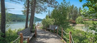 Cozy Dover Bay Pet Friendly Retreat - Sleeps 5
