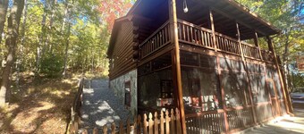 Experience Serenity at Triple Nickel Cabin!