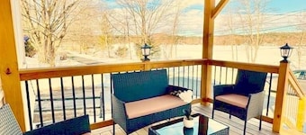 Upstate NY Lake House Retreat- perfect for a peaceful escape