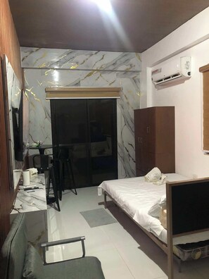 1 habitación, wifi y ropa de cama 